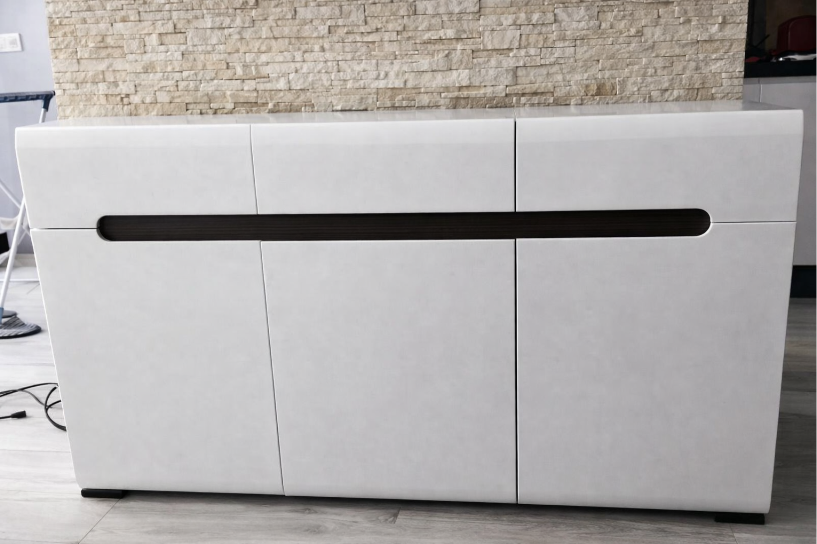 Комод-тумба KOM3D3S/8/15 Амелия 150 см Белый глянец МДФ с ящиками и полками BRW