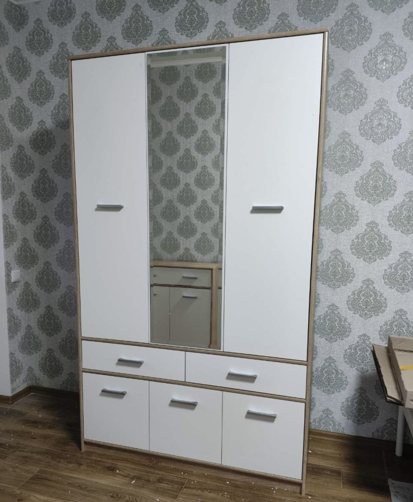 Шафа 123х55х210 Тіпс з дзеркалом  6Д2Ш Сонома/Білий Меблі Сервіс