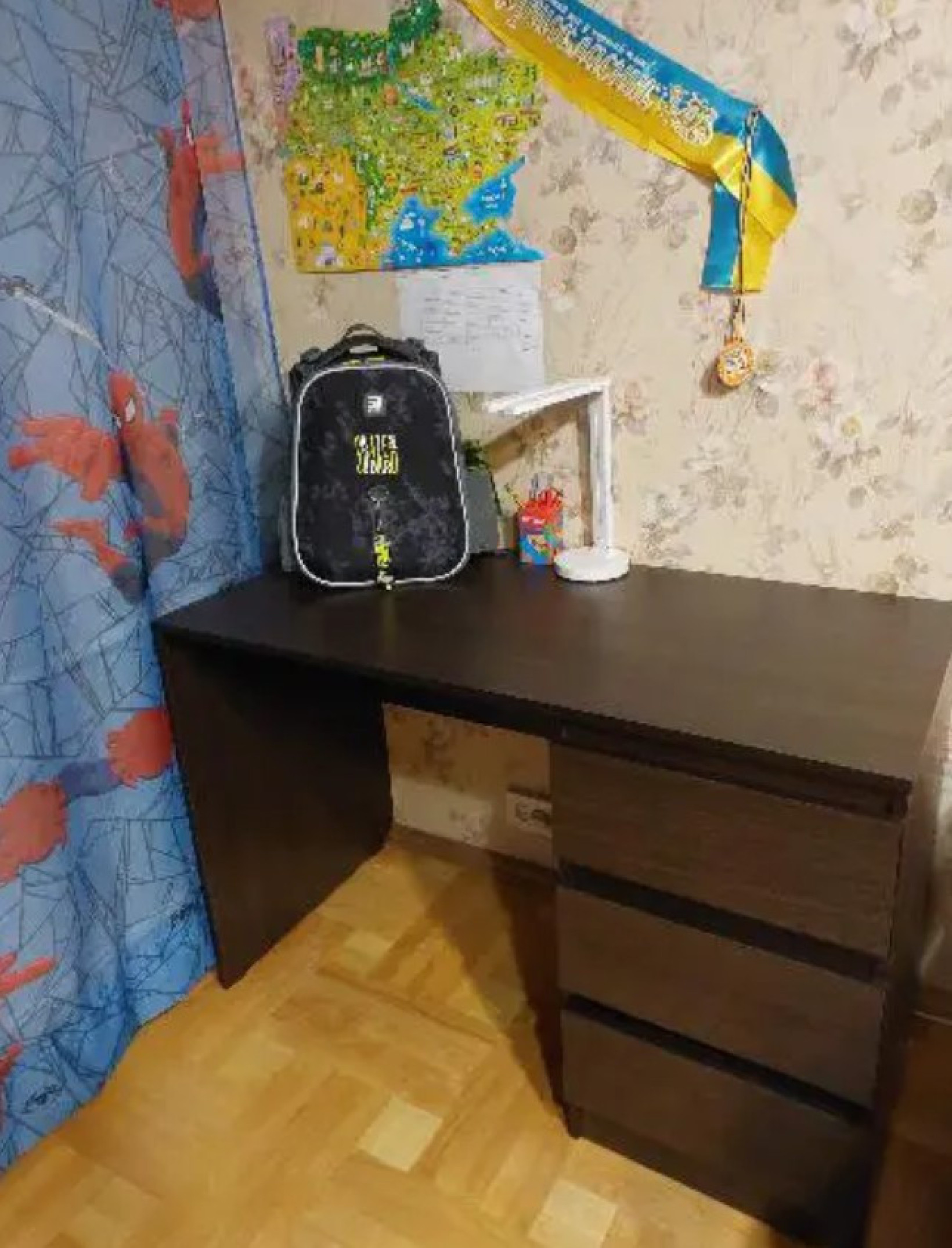 Стол письменный Лайт Венге магия Правый  110*55*75 